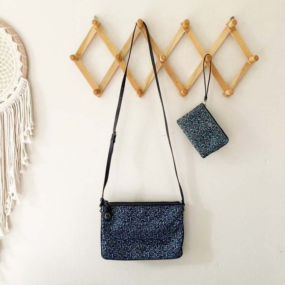 Coach Nylon Blue Floral Bag With Matching Leather Wristlet - Picture 1 of 16